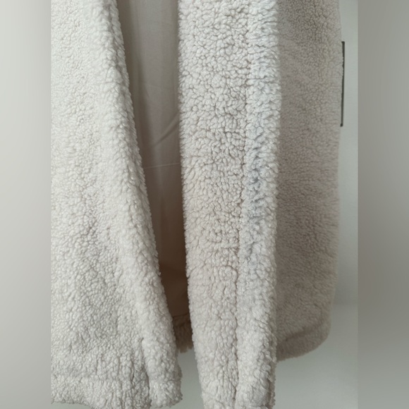 Cupcakes and Cashmere Havana Cream White Teddy Bear Coat - Picture 8 of 9